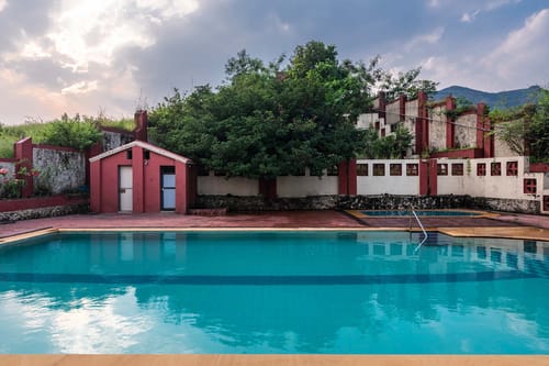 Vista Dazzle – 6 bedroom villa in Karjat, Maharashtra