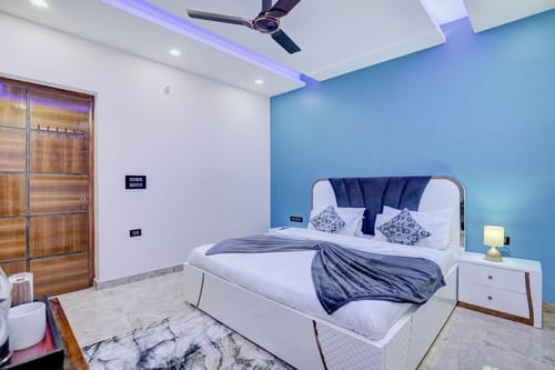 Amaltas | 4 BHK Countryside Hideaway With Pvt Pool, Lush Garden & 360 Aravalli Views