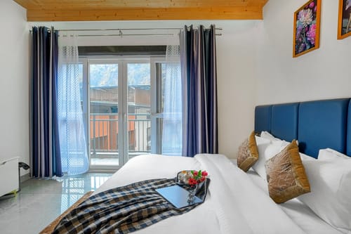 Cliff Trident | 3-BHK With Mountain Views  – 3 bedroom villa in Shimla, Himachal Pradesh
