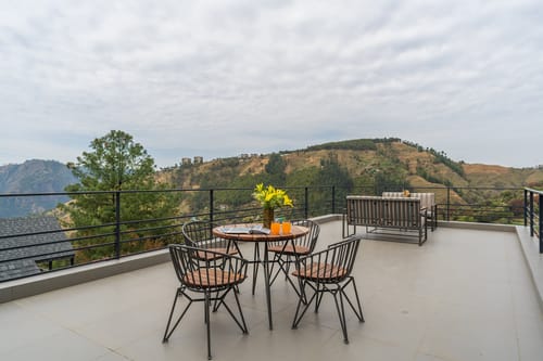 Grey Slate @ Shai Sher Estate – 4 bedroom villa in Shimla, Himachal Pradesh