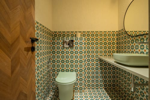 Kamerios Regalia | Elegant Pet-friendly 2-BHK Apartment With Rooftop Pool & Lift – 2 bedroom villa in North Goa, Goa