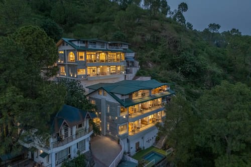 Chapter 5 @ The Ever House W/ Open Air Jacuzzi – 2 bedroom villa in Kasauli, Himachal Pradesh