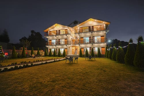 Stone Age | 1-Suite with Restaurant, Reception and Garden