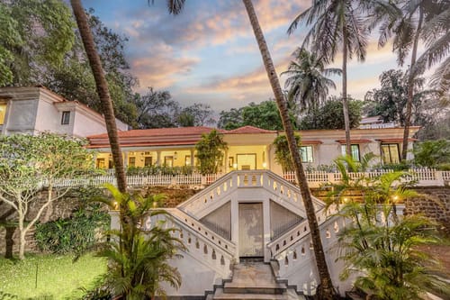 La Bougainvillea – 5 bedroom villa in North Goa, Goa