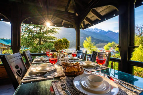 Snowbells @ Snowdrop House – 2 bedroom villa in Manali, Himachal Pradesh