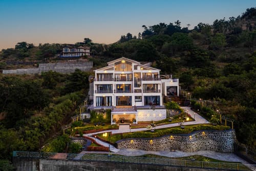 The Ark – 5 bedroom villa in Panchgani, Maharashtra