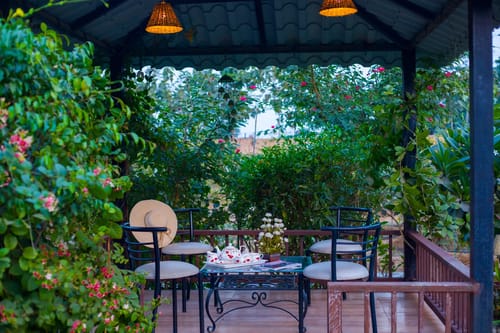 Dacha | Serene 3-BHK Escape With Garden, Jacuzzi  & Outdoor Bar – 3 bedroom villa in Delhi-ncr, Haryana