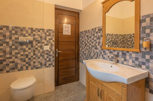 Wisteria @ Albert Estate – 6 bedroom villa in Mussoorie, Uttarakhand