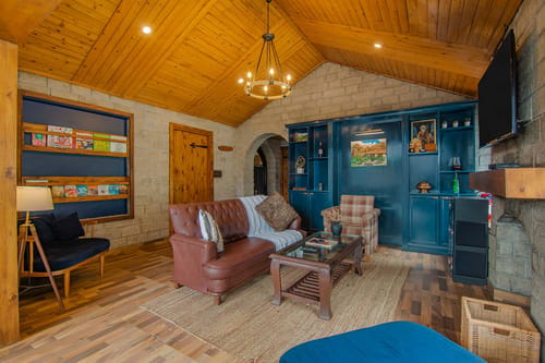 Maple @ Lost in the Alps – 3 bedroom villa in Manali, Himachal Pradesh