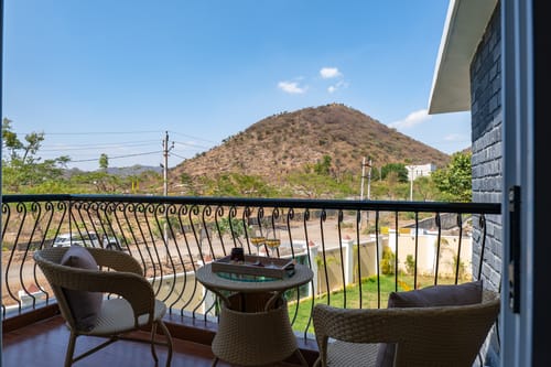 Casa llios | Country-Style 3-BHK Villa with Private pool, Gazebo and Landscaped Garden – 3 bedroom villa in Udaipur, Rajasthan
