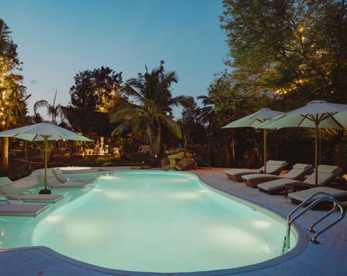 Bali Bay Langit | Glass Tent on 2-Acres with Shared Pool, Jacuzzi, Firepits, & Bar Lounge – 1 bedroom villa in Bengaluru, Karnataka