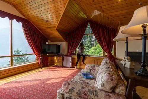 3 Luxury Rooms @ The Imperial Estate