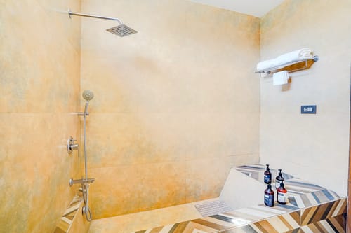Villa 39 | Serene Pet-friendly 6-BHK Getaway With Private Pool, Gaming Zone & Balcony – 6 bedroom villa in Lonavala, Maharashtra