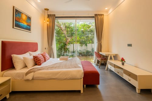 Laguna Camellia | Opulent 4-BHK Getaway Near Popular Beaches With Private Pool, Balcony & Indoor Bar