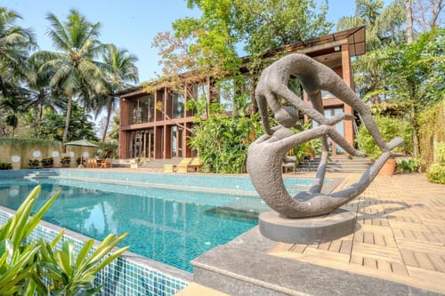 The Glass Villa | 4-BHK | Pvt Infinity Pool | Ent Lounge | Sunken Pit Area – 4 bedroom villa in North Goa, Goa