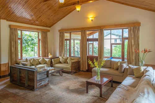 The WaterWillow – 5 bedroom villa in Manali, Himachal Pradesh
