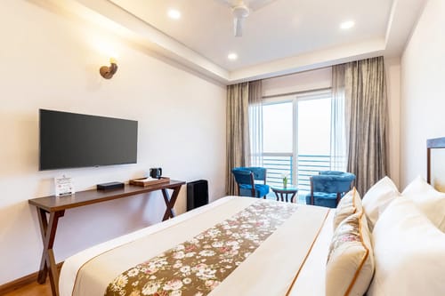 Skyline Brook | Cosy 2-BHK Apt With Scenic Views – 2 bedroom villa in Kasauli, Himachal Pradesh