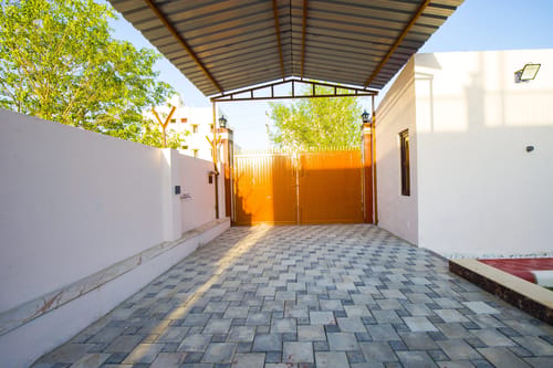 Parvam Retreat | Charming Pet-friendly 2-BHK Villa With Private Pool, Garden, Terrace & Aravali Hill Views – 2 bedroom villa in Udaipur, Rajasthan