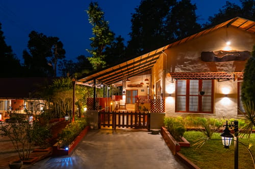 Twisted Tree | 1-Room Suite Pet-Friendly Suite with Shared Pool, Bar & Restaurant – 1 bedroom villa in Coorg, Karnataka