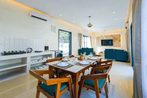 Jade Arbőur | 3-BHK Moroccan-Inspired Villa with Private Pool & Panoramic Hill Views – 3 bedroom villa in Udaipur, Rajasthan