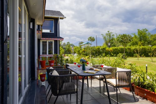 Esh Cottages Birch | Hillside 4-BHK Hideaway With Lush Garden, Common Pool, & Gaming Zone