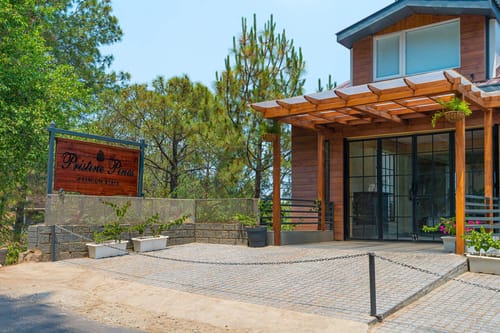 Pristine Pines – 8 bedroom villa in Kasauli, Himachal Pradesh