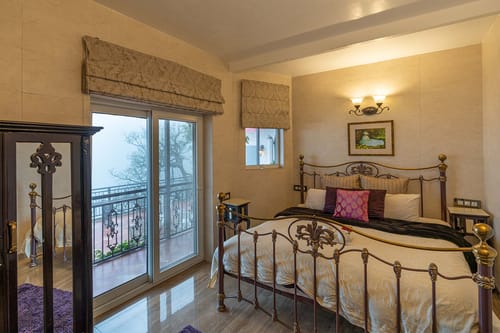 Aspen heights – 6 bedroom villa in Mussoorie, Uttarakhand