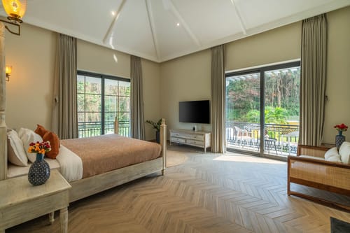 Casa Del Lusso – 5 bedroom villa in North Goa, Goa