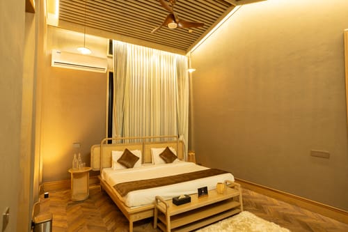 Tapovana Aroha | Pet-Friendly Boho Retreat with Luxury Tent, 2-BHK Villa , Moroccan-Style Pool, Firepit & Gardens – 3 bedroom villa in Bengaluru, Karnataka