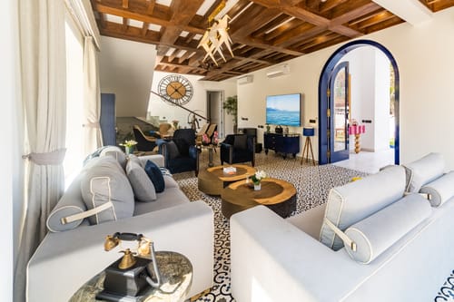 Fernweh | 4-BHK villa with Private Pool, Garden, Gazebo & Balcony