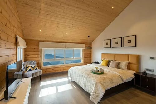 Wooden chalet @ Soul Stories ( 4 BH Luxury Villa ) – 4 bedroom villa in Mussoorie, Uttarakhand