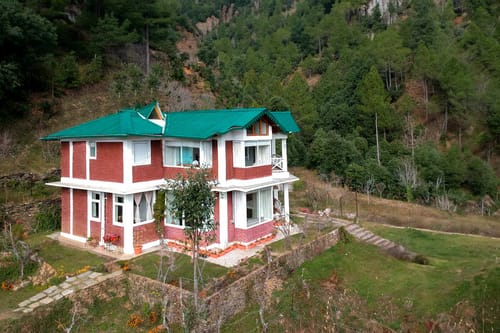 Hollyhock Cottage - Ramgarh – 3 bedroom villa in Mukteshwar, Uttarakhand