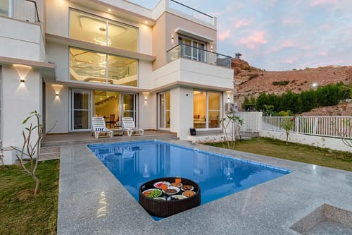 Shourya Sereno | Luxe 4-BHK Villa With Pvt Pool & Garden – 4 bedroom villa in Udaipur, Rajasthan