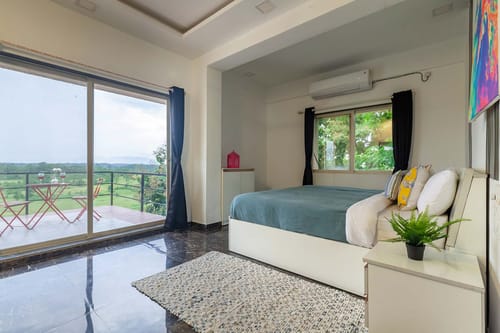 Vine & Splash – 9 bedroom villa in Karjat, Maharashtra