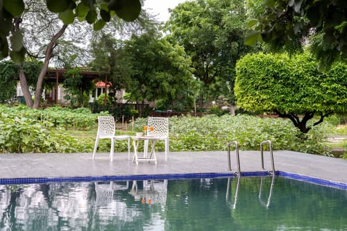 Idyllic Farmhouse - A Glasshouse w/ Outdoor Pool – 3 bedroom villa in Delhi-ncr, Haryana