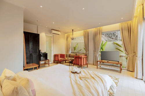 Sirmour Baag Scarlet | A Hillside Pet-Friendly Cottage With Restro & Garden