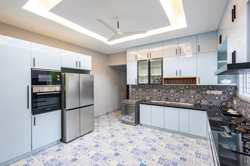 Vintage Retreat | 5-BHK Riverfront Heritage Villa With Speed Boat, Ayurvedic Spa & Cultural-Themed Rooms Near Malayattoor – 5 bedroom villa in Kochi, Kerala