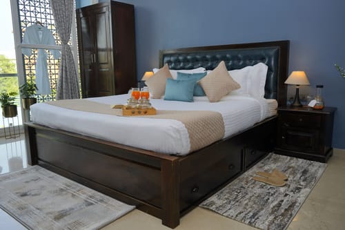Bluebell | 2-BHK Villa With Private Pool, Vibrant Gardens, & Majestic Aravali Views – 2 bedroom villa in Udaipur, Rajasthan