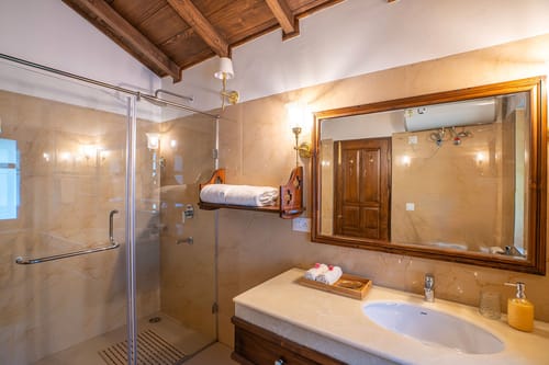 Coralbells @ Snowdrop House – 3 bedroom villa in Manali, Himachal Pradesh