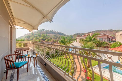 6 Rooms @ Ayurkutir Villa – 6 bedroom villa in Lonavala, Maharashtra