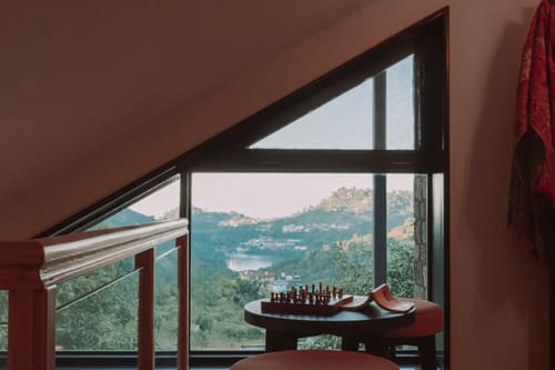 Willowdale ~ Duplex Suite – 4 bedroom villa in Bhimtal, Uttarakhand
