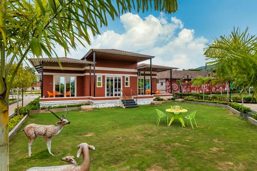 Ashwamedha Manor – 7 bedroom villa in Karjat, Maharashtra
