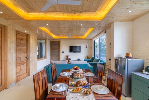 Bloom @ Petal Perch – 2 bedroom villa in Kasauli, Himachal Pradesh