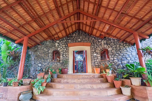 Retreat on Cloud 9 Homestay – 2 bedroom villa in Lonavala, Maharashtra