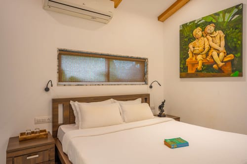 Energise Soul Retreat Vishuddha Villa | Pet-friendly 3-BHK With Jacuzzi, Garden,  Bonfire Pit & Shared Pool, Spiritual Sanctuary and Restro – 3 bedroom villa in Nashik, Maharashtra