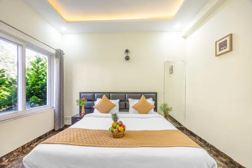 Kingdom Heartz | Elegant Pet-friendly 2-BHK Apartment With Balcony, Common Pool, Common Garden & Restaurant  – 2 bedroom villa in Nainital, Uttarakhand