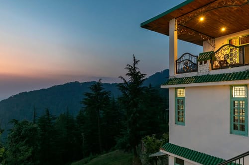 Valleys & Peaks – 4 bedroom villa in Shimla, Himachal Pradesh