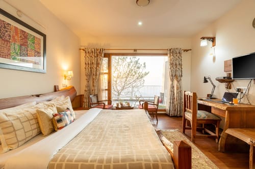 The Rustic Retreat – 4 bedroom villa in Kasauli, Himachal Pradesh