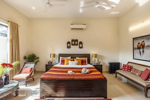Dacha | Serene 3-BHK Escape With Garden, Jacuzzi  & Outdoor Bar – 3 bedroom villa in Delhi-ncr, Haryana