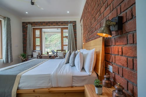 Wood Sparrow – 4 bedroom villa in Bhimtal, Uttarakhand